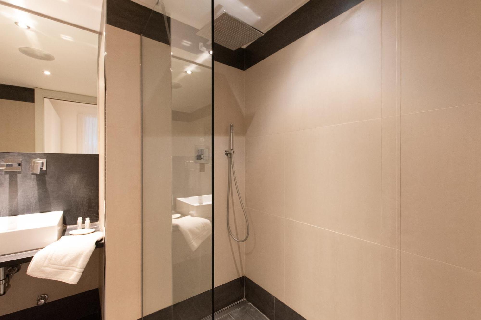 Luxury Apartment - Bramante 7 Milano Ngoại thất bức ảnh